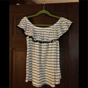 NWT Boho On/Off shoulder top